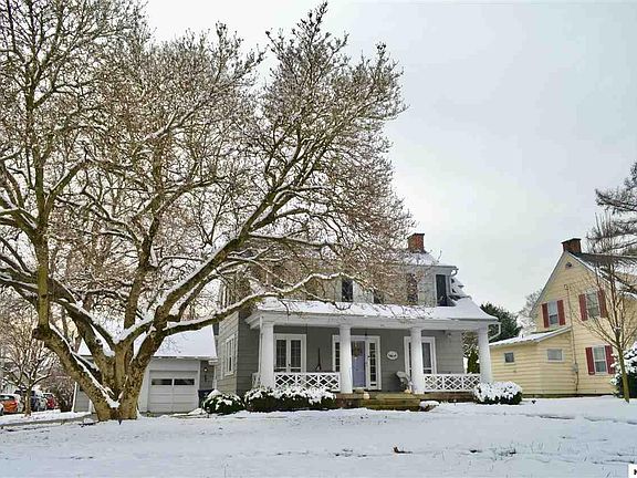 3rd image of 224 Coshocton Ave