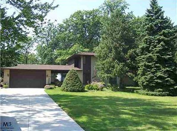 1st image of 19832 White Oaks Dr
