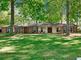 26824 Oak Rd, Athens, AL 35613