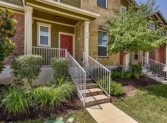 3rd image of 712 Lost Pines Ln