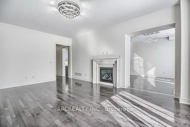 79 Baldry Ave — Photo 26