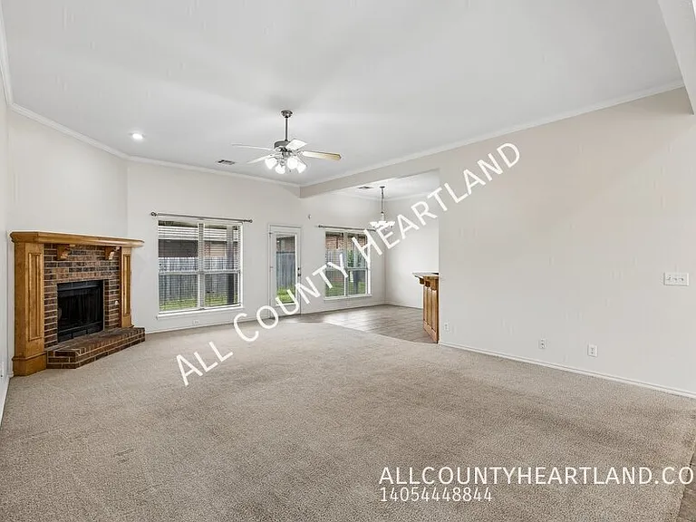 17025 Canyonwood Ln — Photo 3