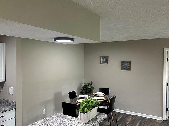 2nd image of 8929 Eagleview Dr APT 3