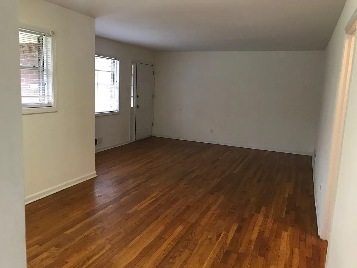 Building Photo - 3653 Aldea Dr