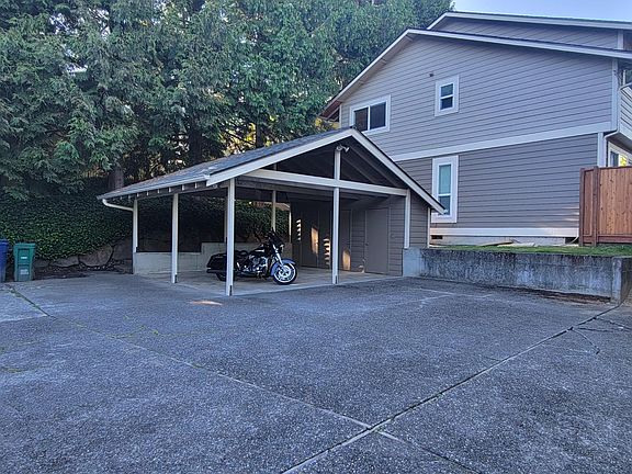 3rd image of 8606 114th Ave NE