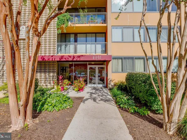 8 S Van Dorn St APT 303, Alexandria, VA 22304
