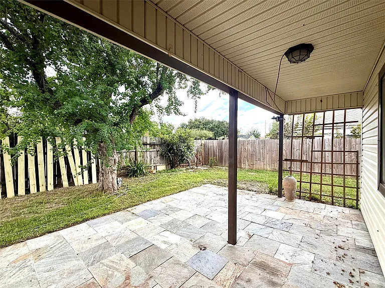 13222 Pebblewalk Cir N — Photo 28