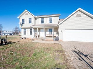 27112 Lakeside Dr, Beloit, OH 44609