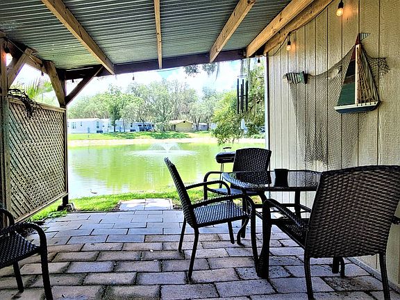 3rd image of 12115 Blackbeard Ln