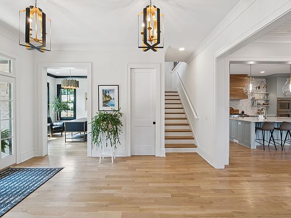 5th image of 8559 Heirloom Blvd