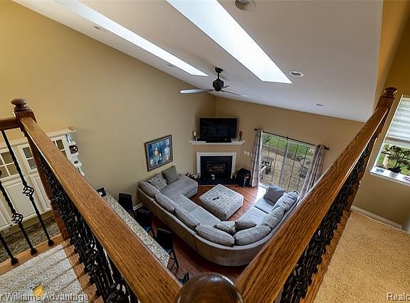 4th image of 3976 Brookstone Dr