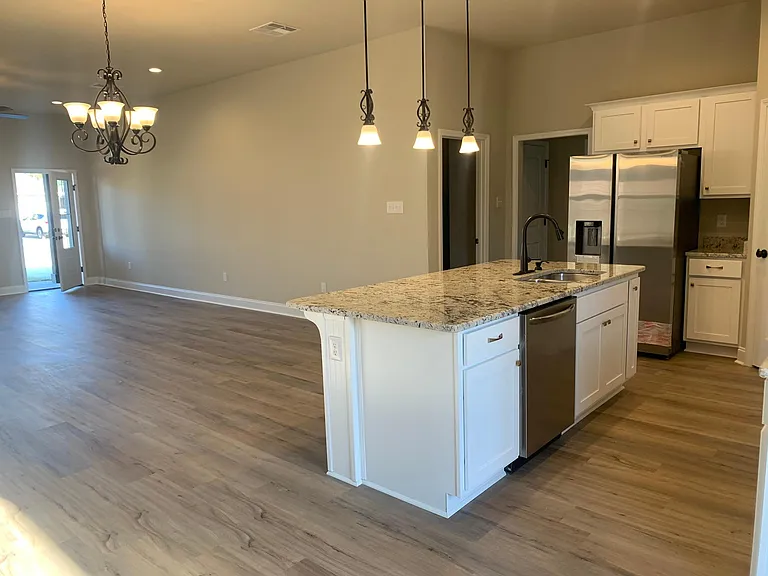 6893 Summerset Dr — Photo 4