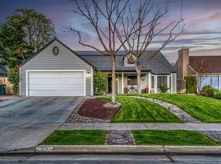 969 N Chapel Hill Ave, Clovis, CA
