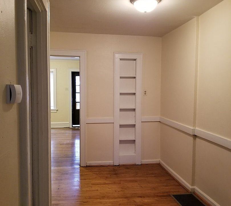 1st image of 4003 Fairview Ave #4003