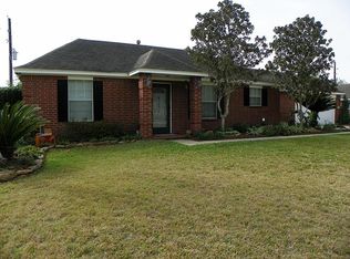 9102 Stephen St, Needville, TX 77461