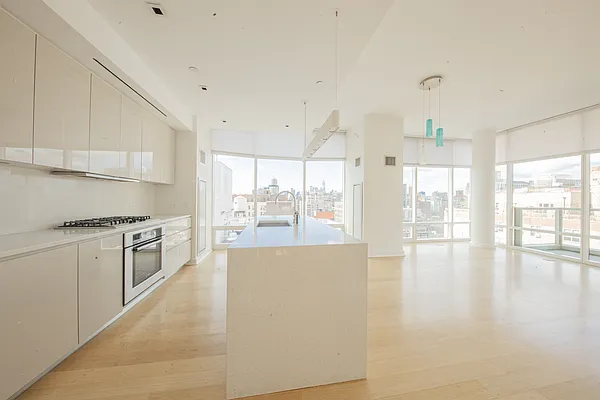 Sold by Rand Realty NY | media 2