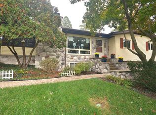 517 Houston Rd, Parchment, MI 49004