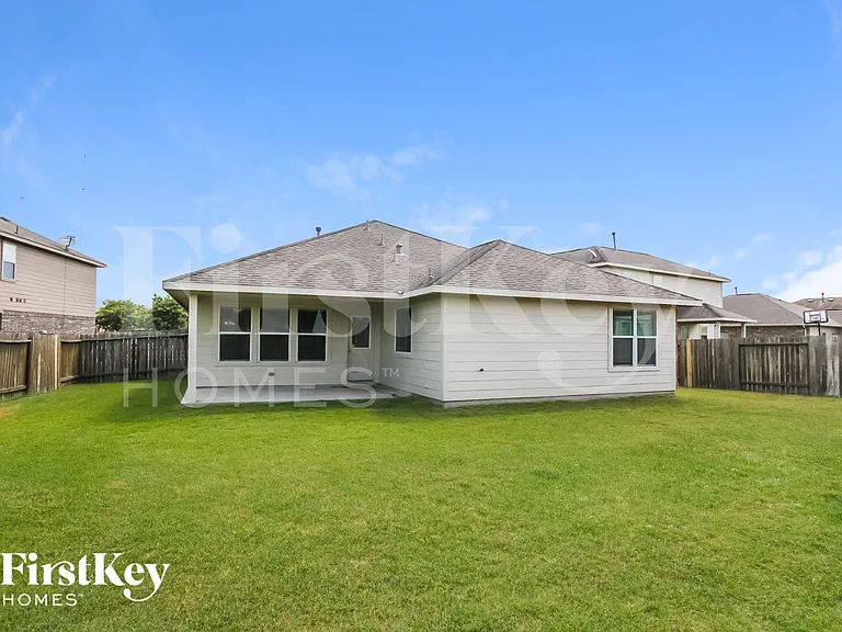 3331 Aegean Dr — Photo 14