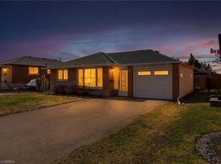 46 Palm Cres, Brantford, ON N3R 5G2