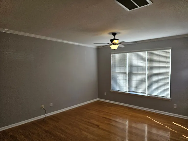 5714 Clearbay Ln — Photo 4
