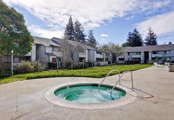 Community Spa to Help You Unwind