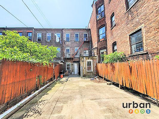 1st image of 253 Vernon Ave #3