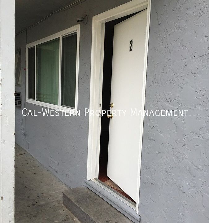 1st image of 3201 Williamsburg Dr APT 2