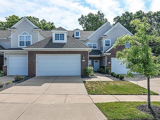 1st image of 2972 Hunley Dr #46