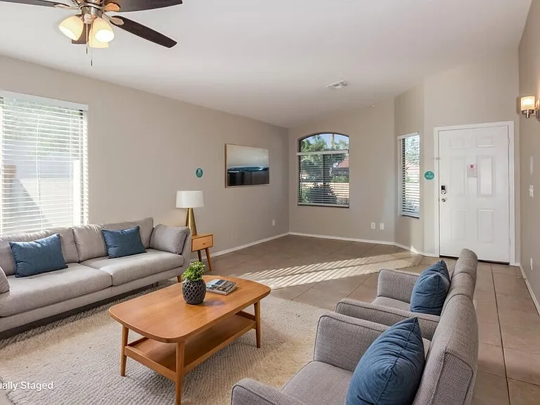8523 N Cantora Way — Photo 4