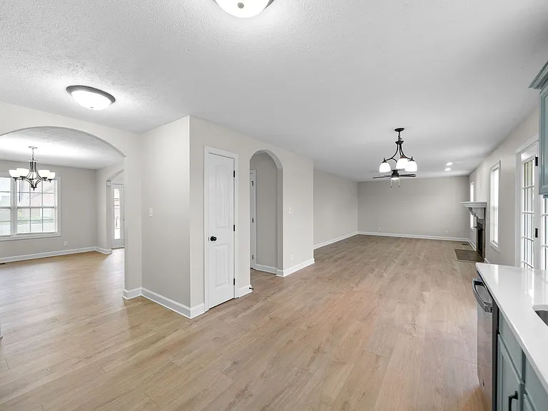 1282 Eagles View Dr — Photo 18