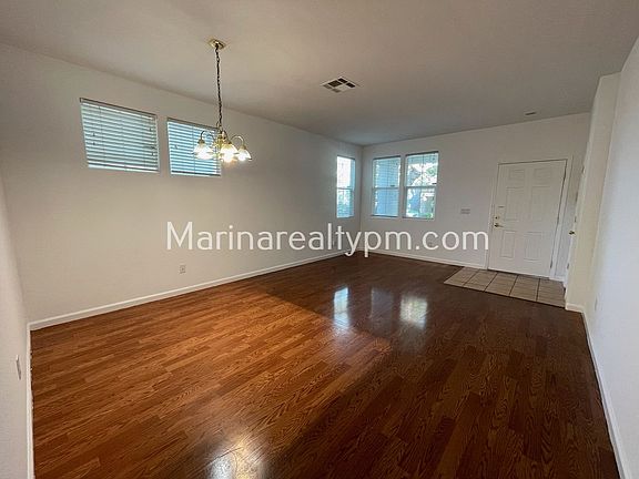 5th image of 1563 McDougal St