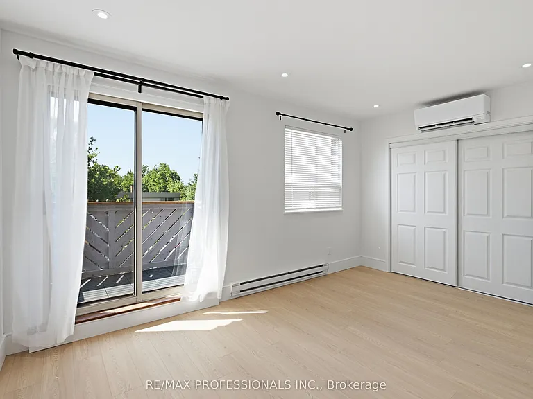 105 Cavell Ave — Photo 21