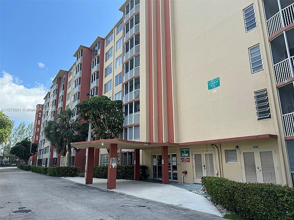 3rd image of 1780 NE 191st St #3142