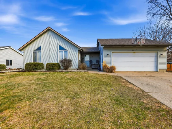 3867 Brookfield Dr, Hudsonville, MI 49426