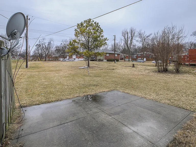 514 NE Corder St #B — Photo 28