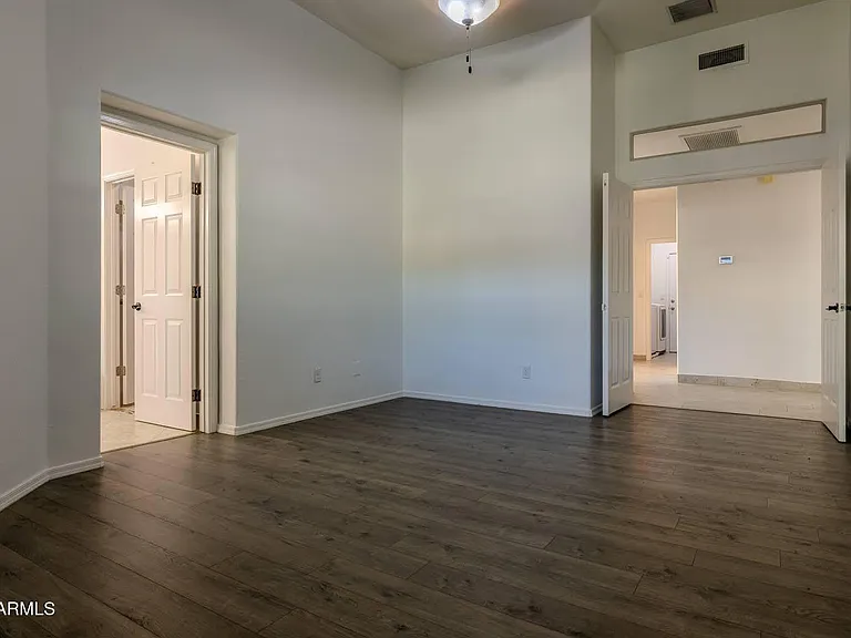 3125 E Cottonwood Ln — Photo 18