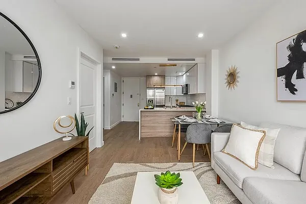 Rented by E Realty International Corp | media 17