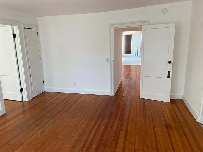 227 Warren St #2 — Photo 5