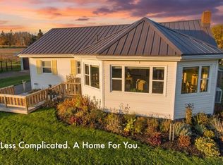 22 Hilltop Ave, North Rustico, PE C0A 1N0