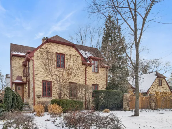 568 Burton Ave, Highland Park, IL 60035