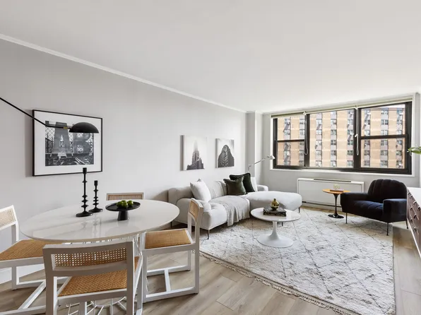 340 East 93rd Street image 1 of 5