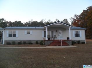 90 Moreland Ln, Talladega, AL 35160