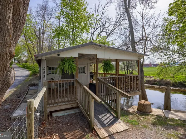 283 Skyview Ln, Lititz, PA 17543