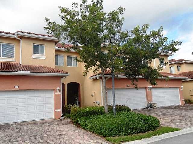 1st image of 2379 SE 19th St #2379
