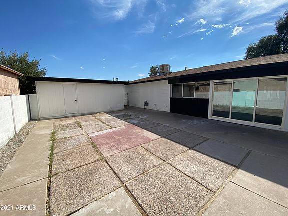 5th image of 2339 W Shaw Butte Dr