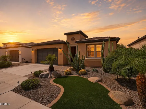 830 E GARDEN BASKET Drive, Queen Creek, AZ 85140