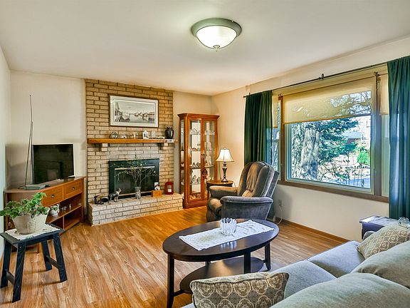 3rd image of 3619 Marieme Dr