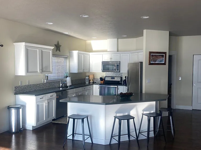 6105 Murray Way NE — Photo 13
