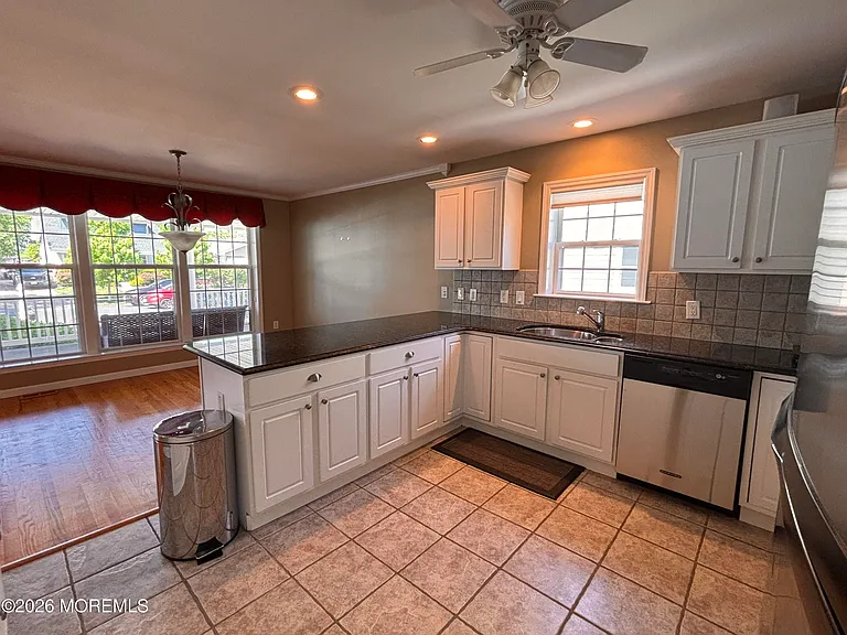 513 Evergreen Ave — Photo 20