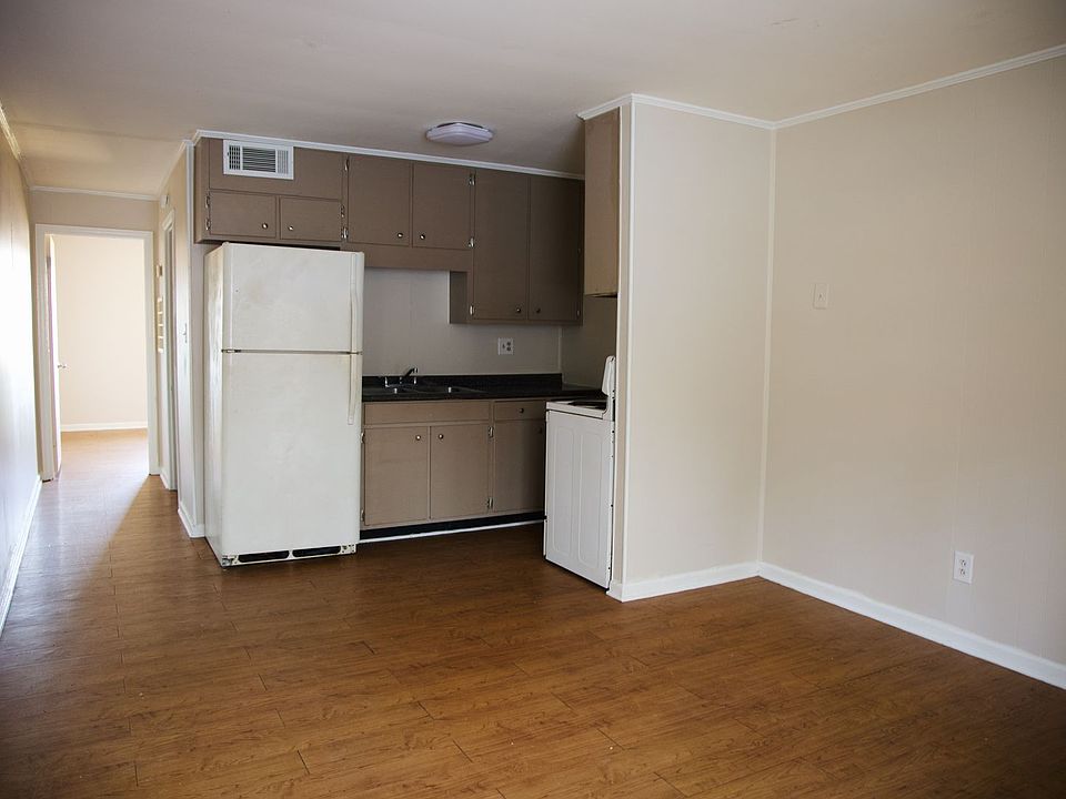2nd image of 1880 Green Dr NW #17